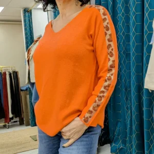 Pull "manches strass"